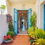 26 Front Row Penthouse Golf And Sea Views Duquesa Andalusia Манилва